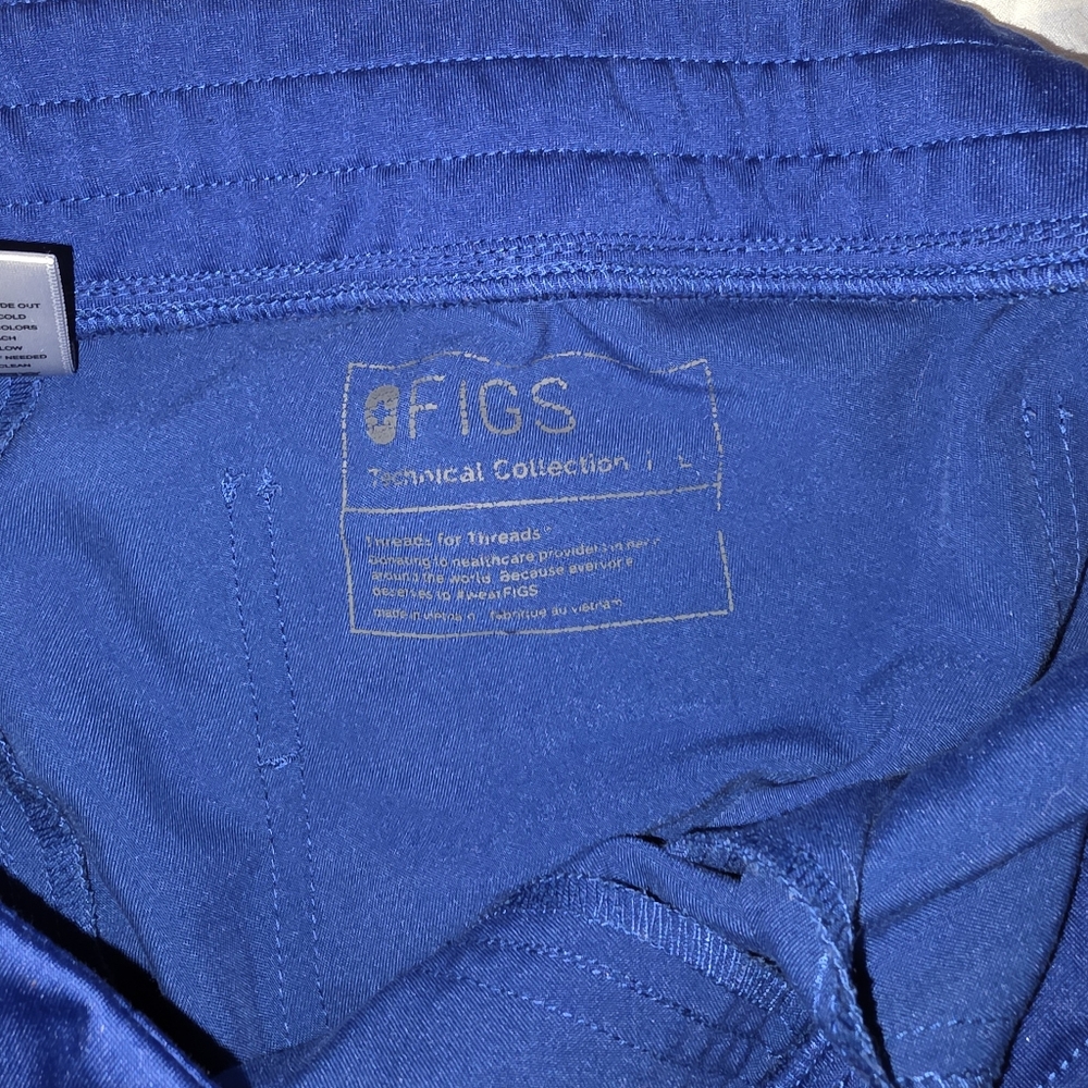 Figs Scrub Set - Picture 4 of 5